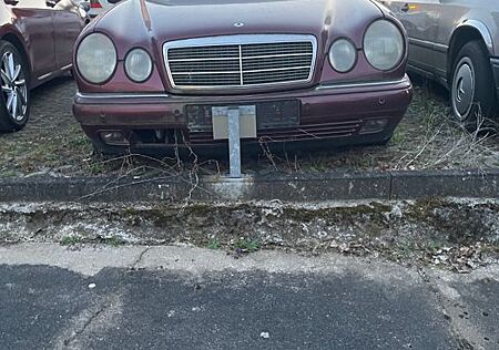 Mercedes-Benz 280