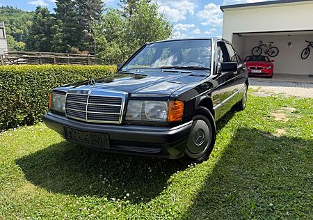 Mercedes-Benz 190