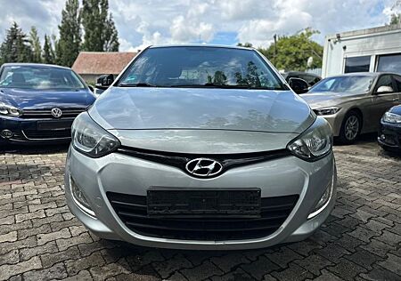 Hyundai i20 Go! Klima Alus Pdc 1 Hand