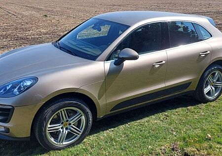 Porsche Macan S Alcantara Navi dt. Fahrzeug Champagner