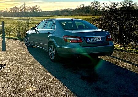 Mercedes-Benz E 350 CGI BlueEFFICIENCY AVANTGARDE, HDP Schaden