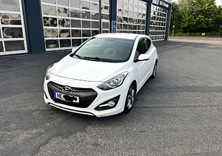 Hyundai i30 1.6 CRDI 94kW Design Design