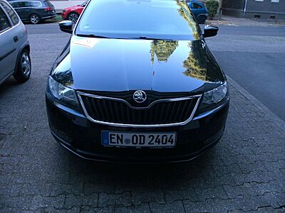 Skoda Rapid 1.0 TSI 81kW Active Spaceback Active