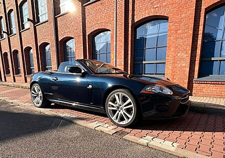 Jaguar XK8