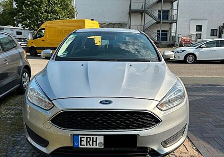 Ford Focus 1.6 / 2017 / (kein EcoBoost!)