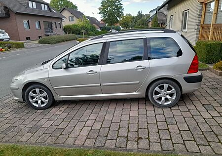 Peugeot 307 Break SW (Kombi) 2. Hand, Bj. 2006