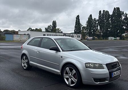Audi A3 1.6 mit neuen Zahnriemen
