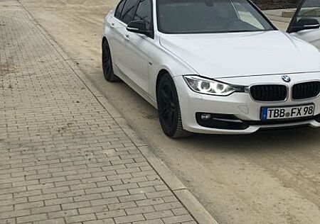 BMW 328i Sport Line Sport Line
