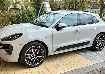 Porsche Macan , Kreide,Luft,Bose,Pano,Sportab,ACC