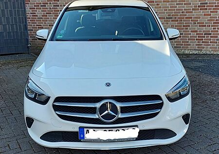 Mercedes-Benz B 180 DCT -Progr.-RFK,-NAVI-ALU