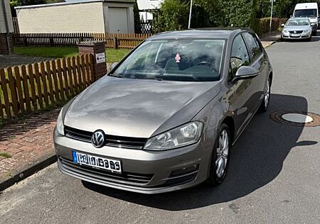 VW Golf Volkswagen 1.4 TSI DSG 90 kW#AHK#STHZG#KAMERA