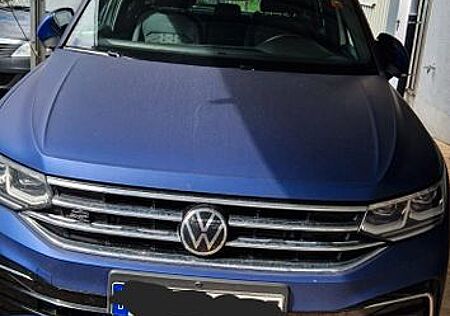 VW Tiguan Volkswagen 2.0 TSI OPF 140kW DSG 4MOTION R-Line ...