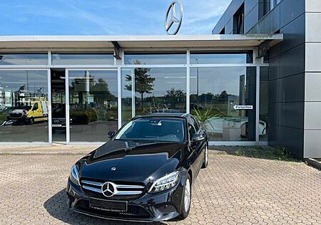 Mercedes-Benz C 180 AVANTGARDE/KAMERA/LED/KEYLESS/NAVI/P-PAKET