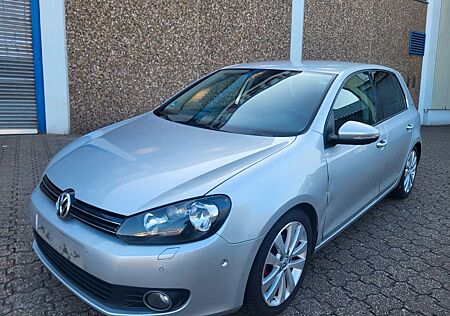 VW Golf Volkswagen 1.2 TSI Navigation Team