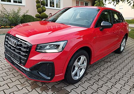 Audi Q2 30 TFSI S line, LED, PDC, DAB, Pre sense
