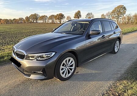 BMW 320d Touring Advantage Automatik