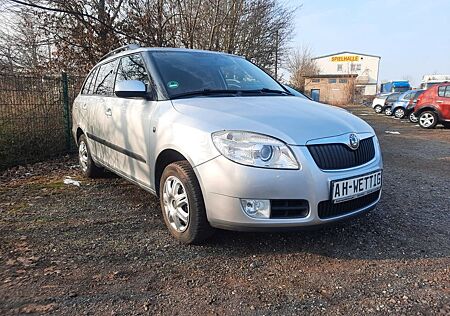 Skoda Fabia Combi Elegance 1,4 /1.Hand /Klima/Tüv 1-27