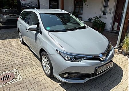 Toyota Auris Touring Sports