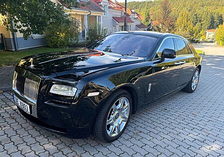 Rolls-Royce Ghost - -