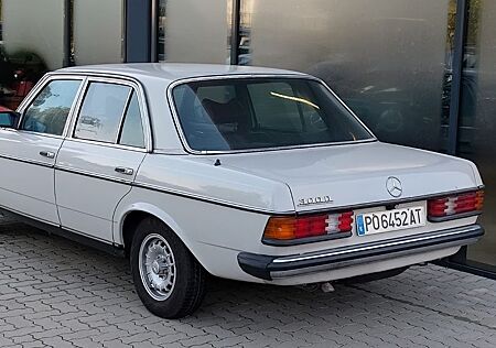 Mercedes-Benz 300 D Automatik
