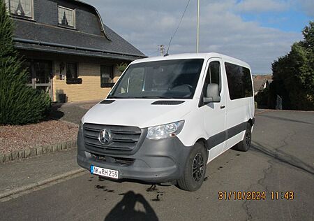 Mercedes-Benz Sprinter Tourer Kompakt/kurz 7G Rollstuhlrampe