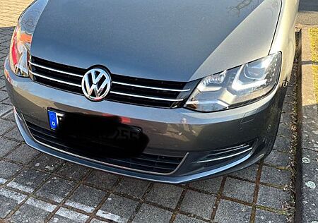 VW Sharan Volkswagen 2.0 TDI DSG 125kW BMotion T Comfortli...