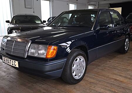 Mercedes-Benz 300 W124 TURBODIESEL 4MATIC TOP 139TKM 1 HAN