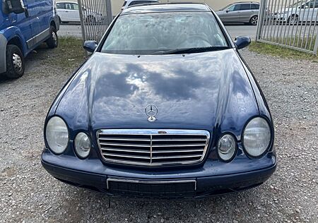 Mercedes-Benz CLK 200 AVANTGARDE