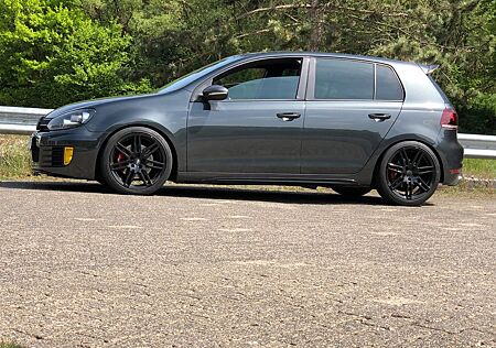 VW Golf Volkswagen 2.0 TSI GTI GTI