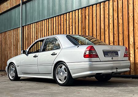 Mercedes-Benz C 280 C280 Sport W202 AMG-Paket, Leder, sehr gepflegt