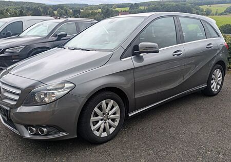Mercedes-Benz B 180 B -Klasse