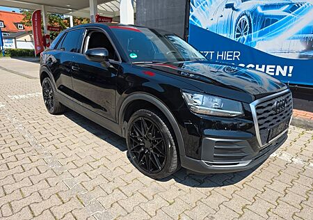 Audi Q2 30 TFSI * SOMMER UND WINTERREIFEN * MMI BASIC