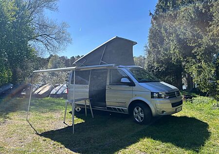 VW T5 California Volkswagen 2,0 TDI Autom., Motor 70000 Km!