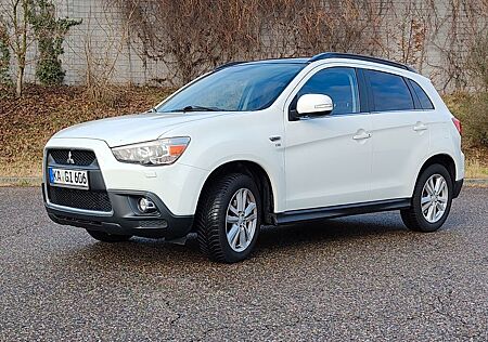 Mitsubishi ASX 1.8 DI-D 2WD ClearTec Intense / 1. Hand, TOP