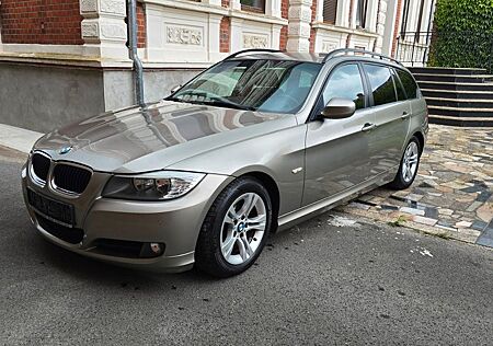 BMW 318i 2.0 Navi PDC Klimatronik AHK