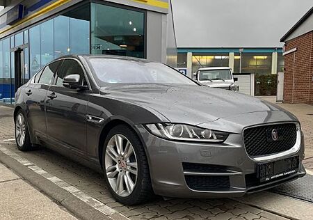 Jaguar XE 20d 180PS Portfolio PANO/KAMERA/BREMSEN/INSP.