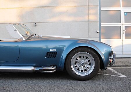 Cobra 427 / Contemporary / 7L Ford V8/ 25 J. eine Hd.