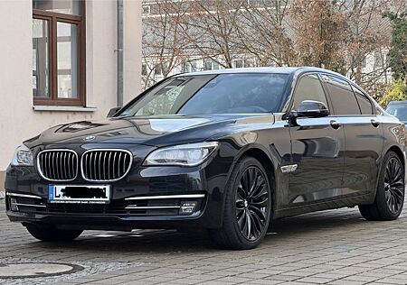 BMW 730d *Schiebedach*HeadUp
