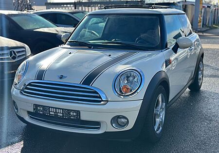 Mini Cooper 1.6/Scheckheft Gepflegt/Tüv Neu