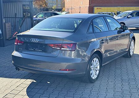 Audi A3 attraction Sehr gepflegt