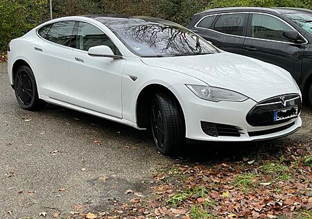 Tesla Model S P85 P
