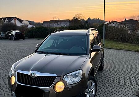 Skoda Yeti 1.2 TSI, 8-fach Bereift, Gute Ausstattung
