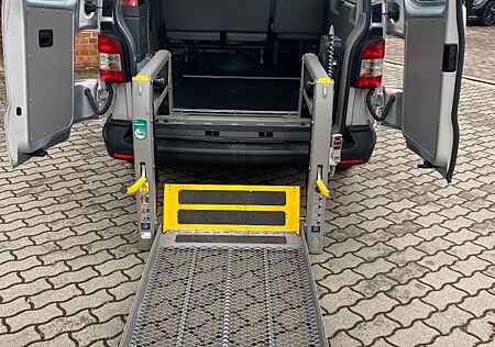 VW T5 Transporter Volkswagen T5 lang - 6 Sitze - Klima " Rollstuhl " !!!