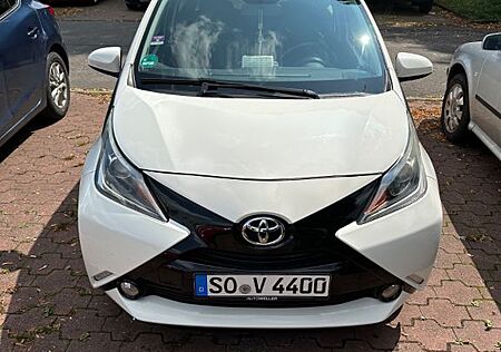 Toyota Aygo (X) Aygo (X) 1,0-l-VVT-i x-cite style selection ...