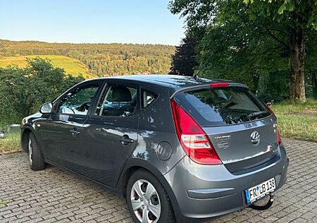 Hyundai i30 1.6 CRDi 66 kW Classic Classic