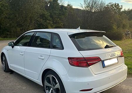 Audi A3 1.5 TFSI cod S tronic Sportback -