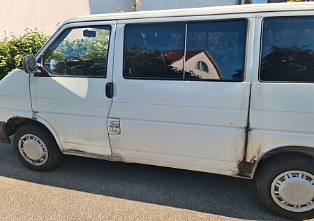 VW T4 Multivan Volkswagen TÜV neu,ohne Rost, Webasto, alles ok