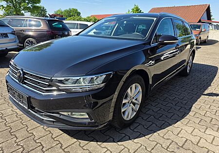 VW Passat Variant Volkswagen Passat Var Business AHK Cam 4xSHZ Side TravelAss