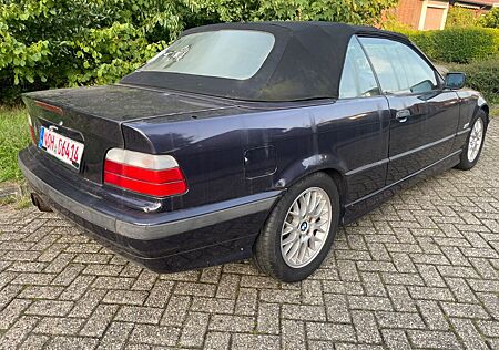 BMW 318 i