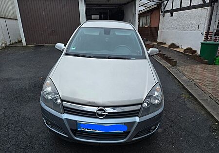 Opel Astra 1.6 Twinport Edition 77kW Edition